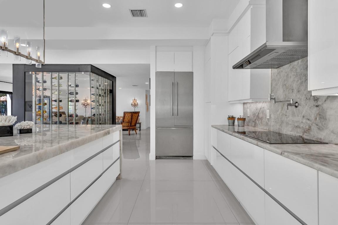 Lighthouse Point, Florida, 33064, United States, 4 Bedrooms Bedrooms, ,4 BathroomsBathrooms,Residential,Active,2008288