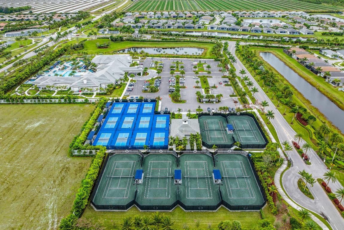 Boynton Beach, Florida, 33473, United States, 3 Bedrooms Bedrooms, ,4 BathroomsBathrooms,Residential,Active,2008023