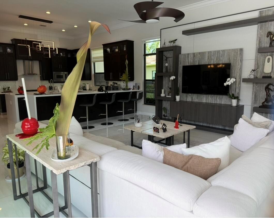 Delray Beach, Florida, 33446, United States, 5 Bedrooms Bedrooms, ,7 BathroomsBathrooms,Residential,Active,1960166