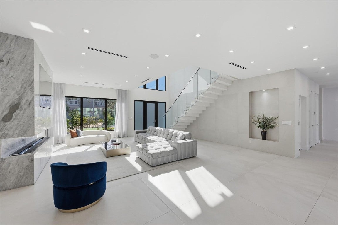 Fort Lauderdale, Florida, 33316, United States, 5 Bedrooms Bedrooms, ,5 BathroomsBathrooms,Residential,Active,2008271