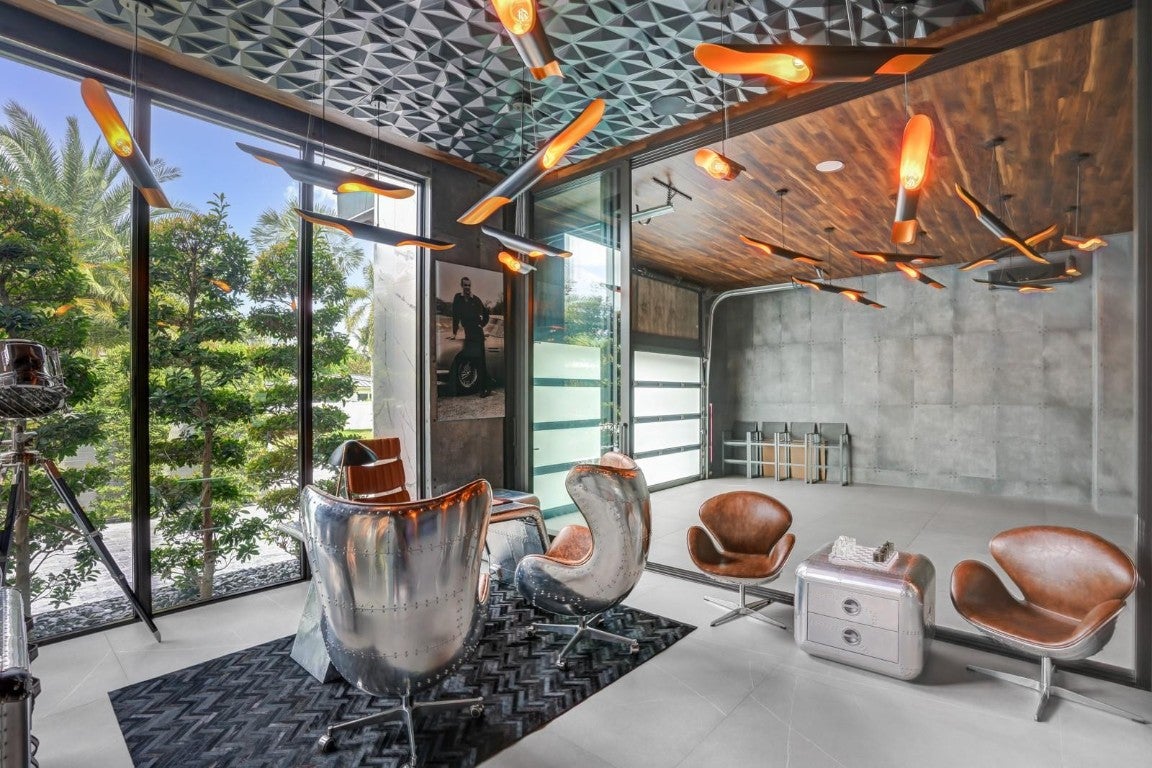 Fort Lauderdale, Florida, 33304, United States, 6 Bedrooms Bedrooms, ,9 BathroomsBathrooms,Residential,Active,2007970