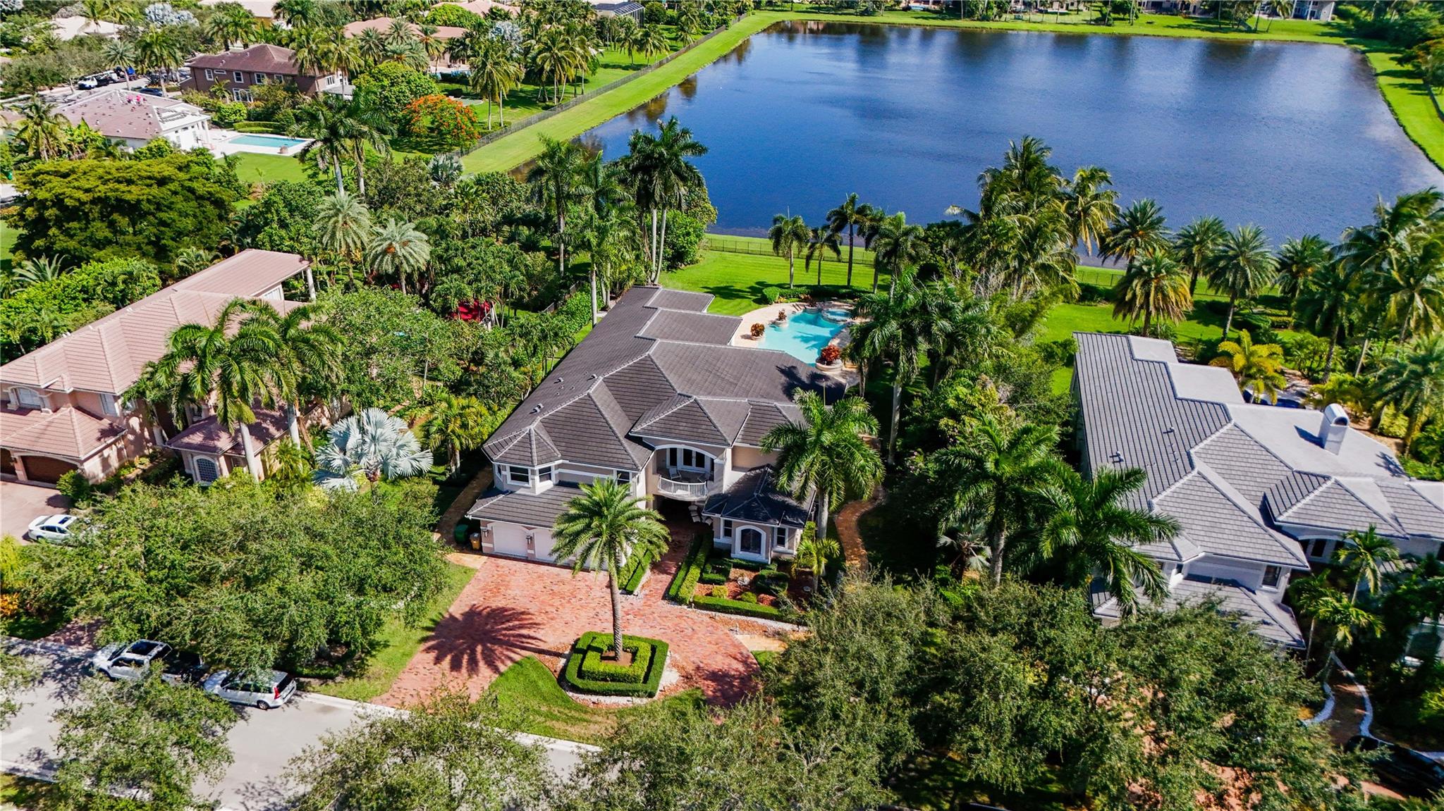 Davie, Florida, 33328, United States, 6 Bedrooms Bedrooms, ,7 BathroomsBathrooms,Residential,Active,1893231