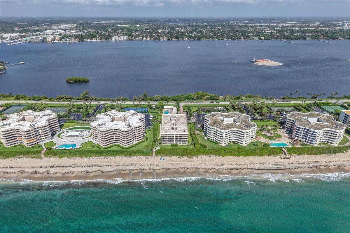 Palm Beach, Florida, 33480, United States, 3 Bedrooms Bedrooms, ,3 BathroomsBathrooms,Residential,Active,1954435