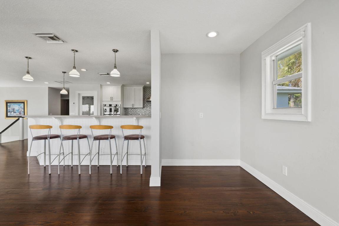 Fort Pierce, Florida, 34949, United States, 5 Bedrooms Bedrooms, ,5 BathroomsBathrooms,Residential,Active,2007926