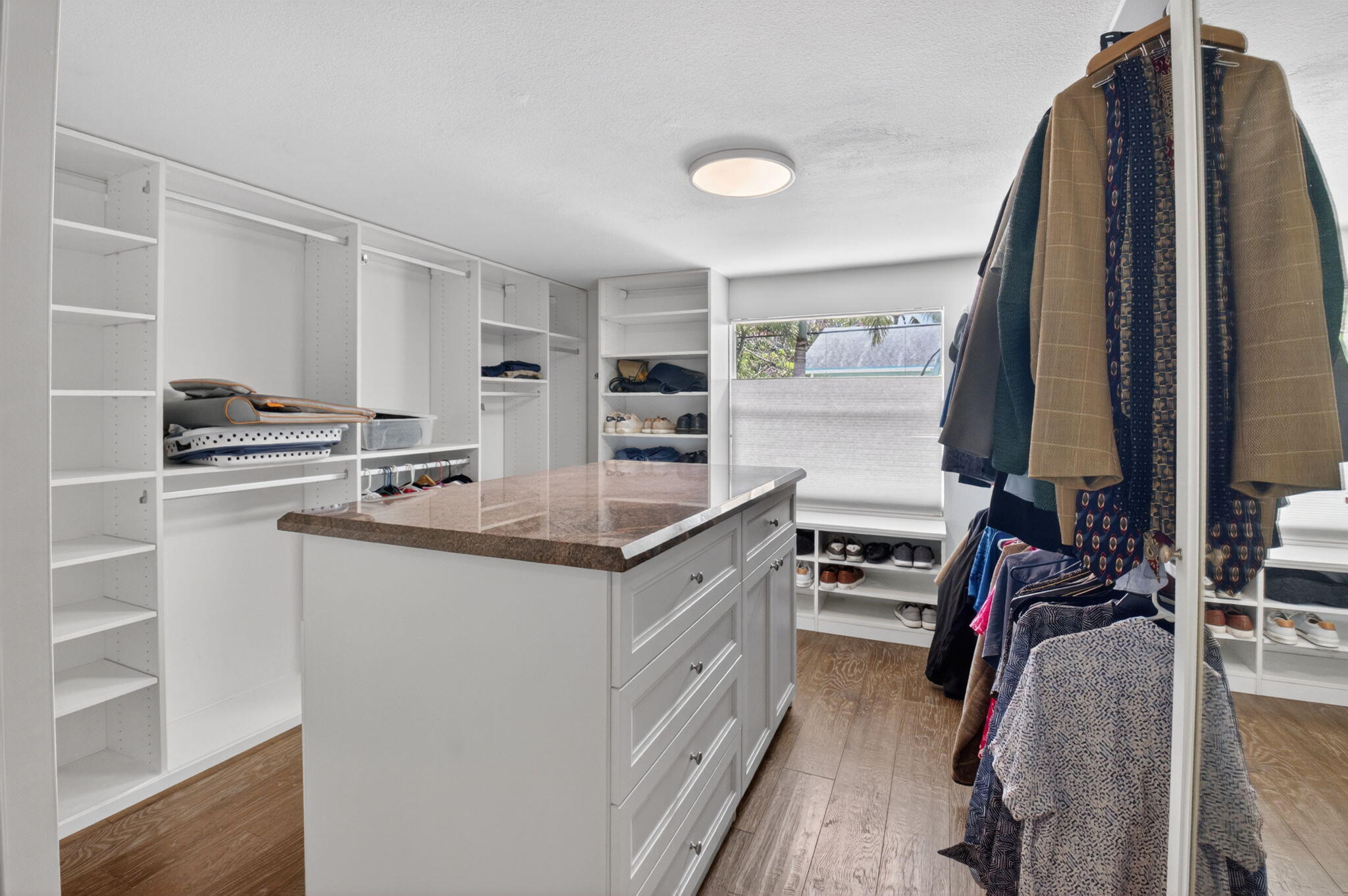 Delray Beach, Florida, 33444, United States, 4 Bedrooms Bedrooms, ,3 BathroomsBathrooms,Residential,Active,2036667