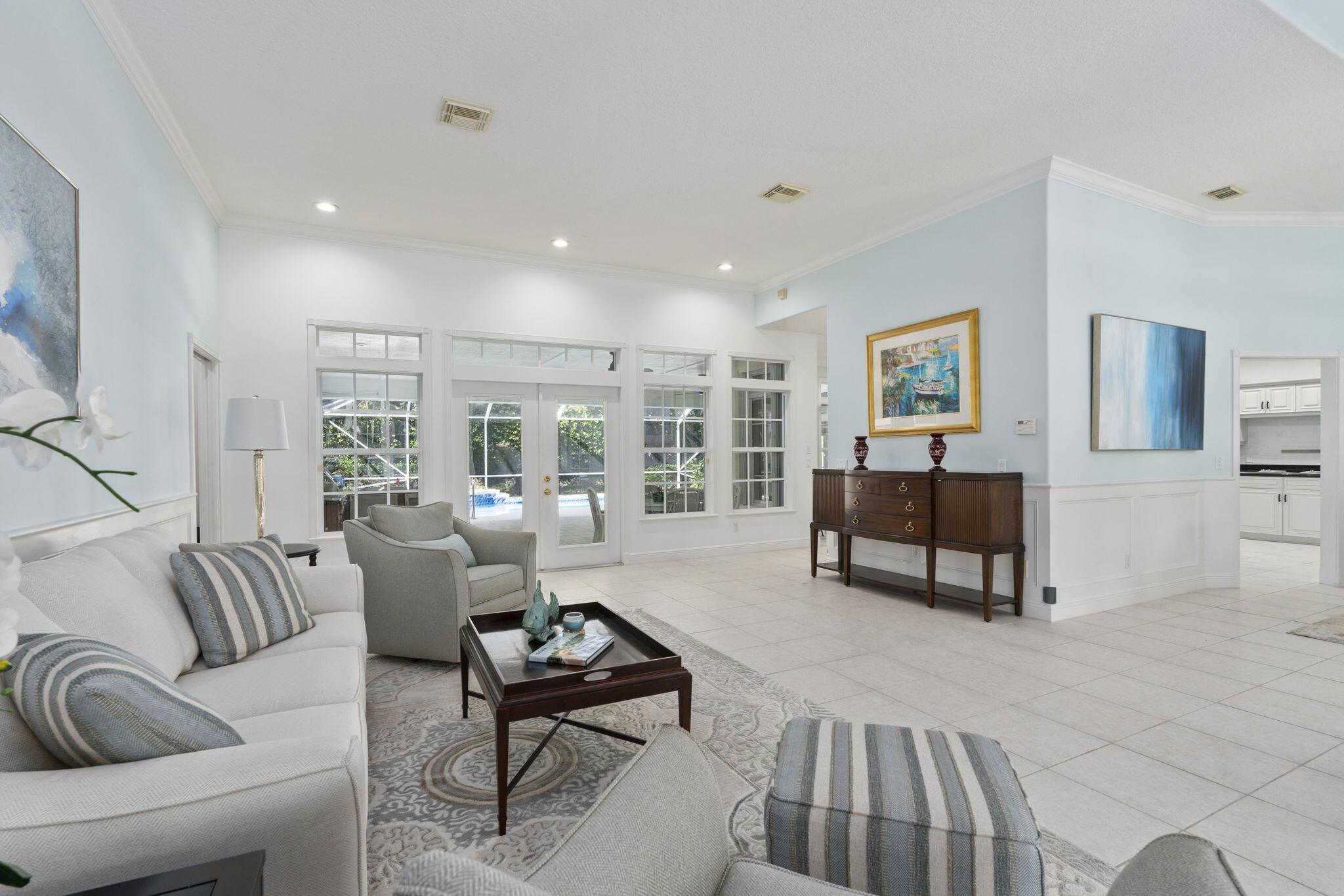 Sewalls Point, Florida, 34996, United States, 4 Bedrooms Bedrooms, ,3 BathroomsBathrooms,Residential,Active,1953273