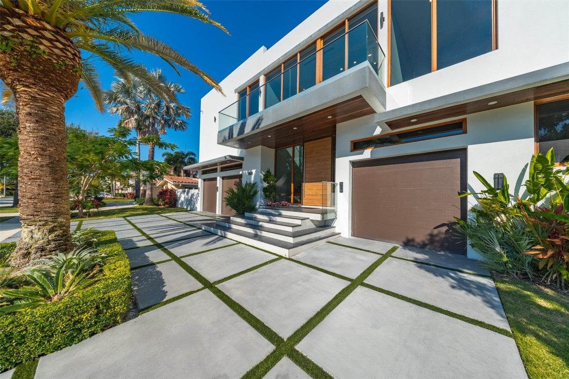 Lighthouse Point, Florida, 33064, United States, 5 Bedrooms Bedrooms, ,6 BathroomsBathrooms,Residential,Active,2006878