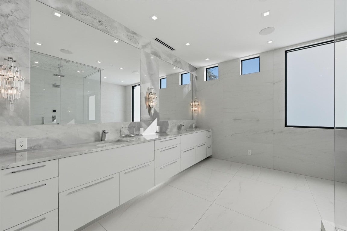 Fort Lauderdale, Florida, 33316, United States, 5 Bedrooms Bedrooms, ,5 BathroomsBathrooms,Residential,Active,2008271