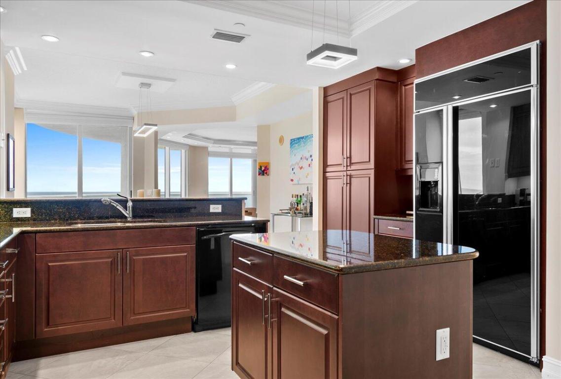 Singer Island, Florida, 33404, United States, 3 Bedrooms Bedrooms, ,4 BathroomsBathrooms,Residential,Active,2008351