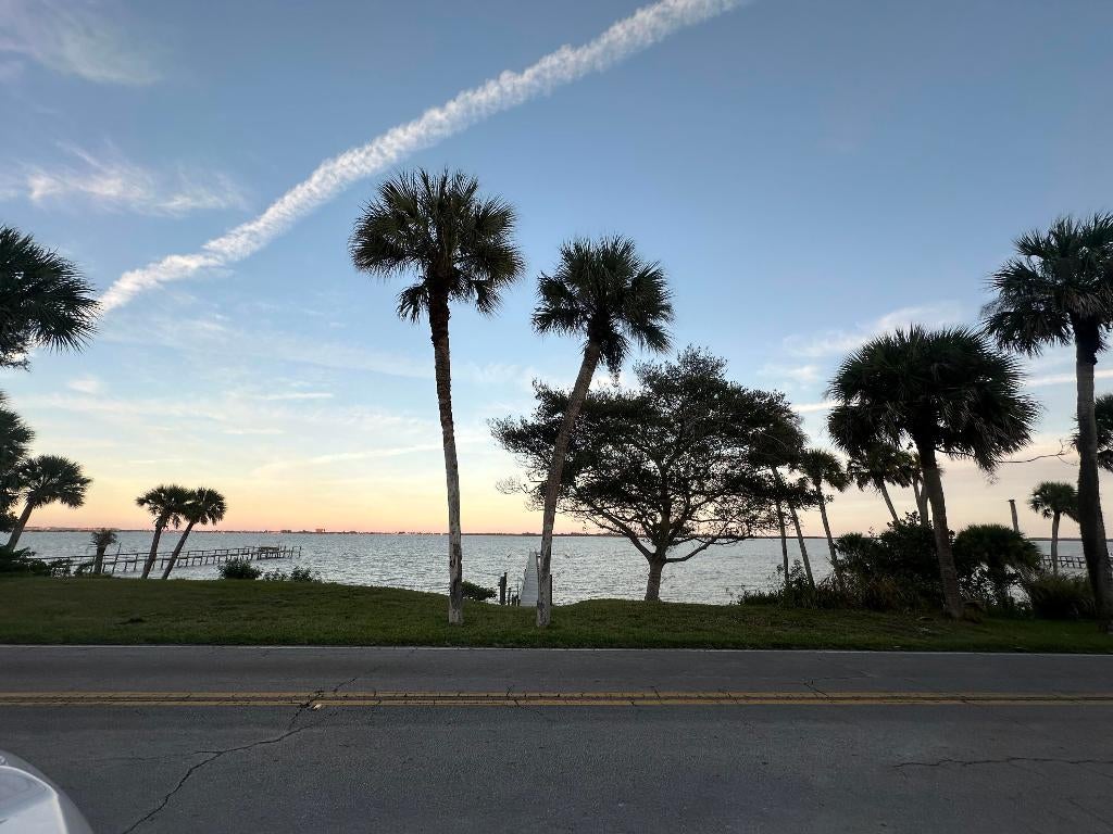 Fort Pierce, Florida, 34950, United States, 6 Bedrooms Bedrooms, ,6 BathroomsBathrooms,Residential,Active,2007665