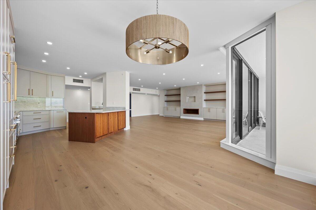 North Palm Beach, Florida, 33408, United States, 3 Bedrooms Bedrooms, ,3 BathroomsBathrooms,Residential,Active,1933736