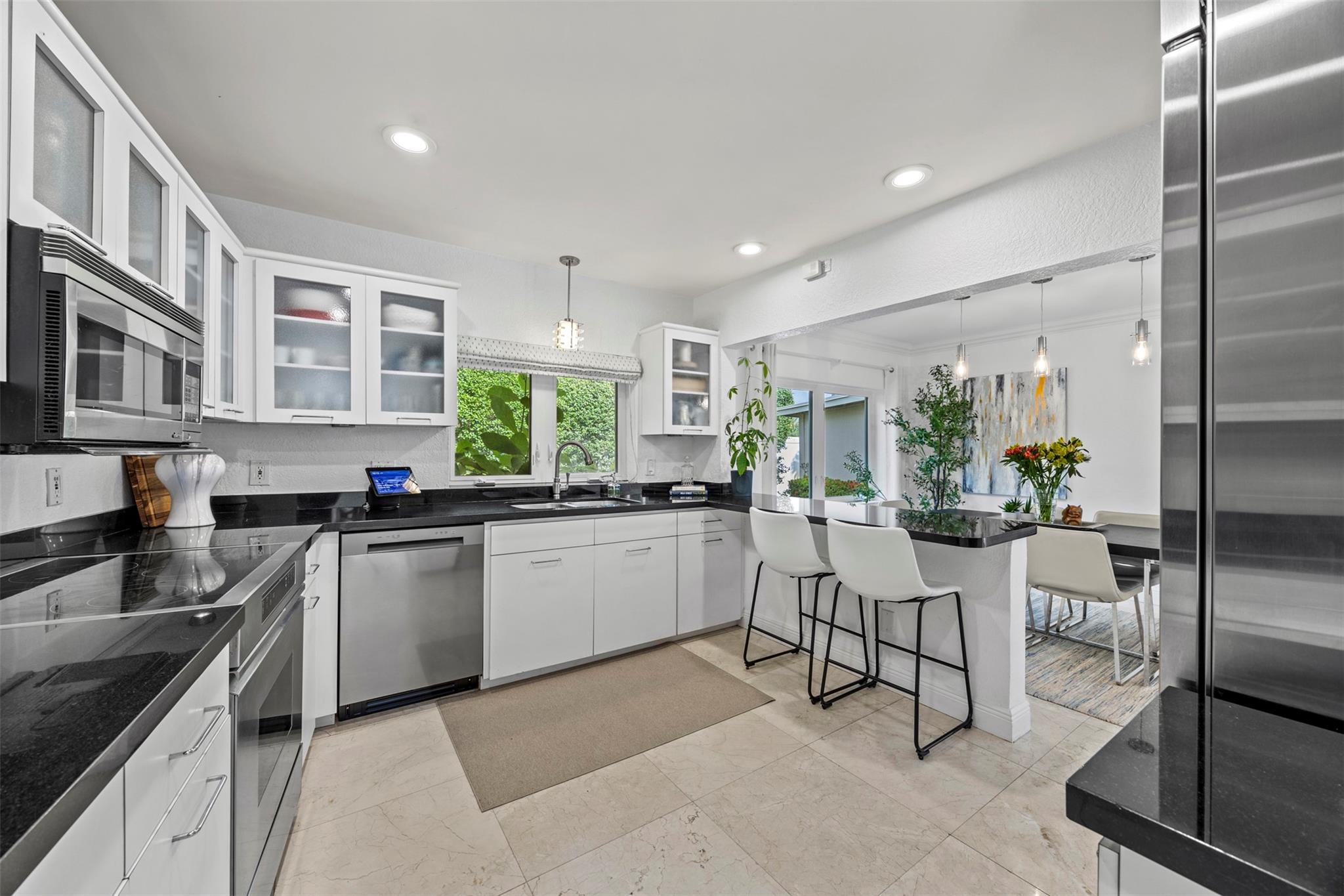 Fort Lauderdale, Florida, 33305, United States, 4 Bedrooms Bedrooms, ,3 BathroomsBathrooms,Residential,Active,1973285