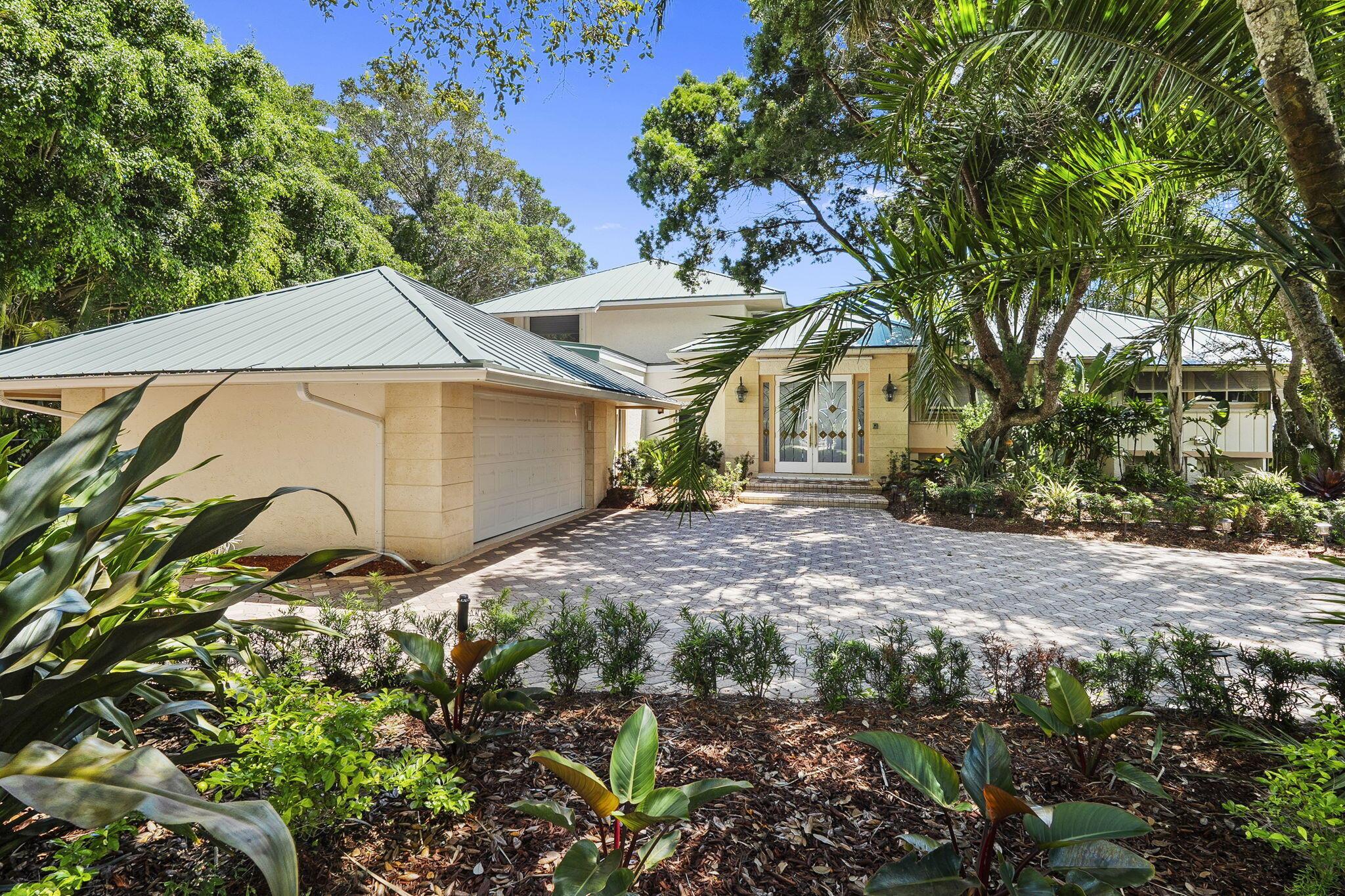 Sewalls Point, Florida, 34996, United States, 3 Bedrooms Bedrooms, ,4 BathroomsBathrooms,Residential,Active,1919064