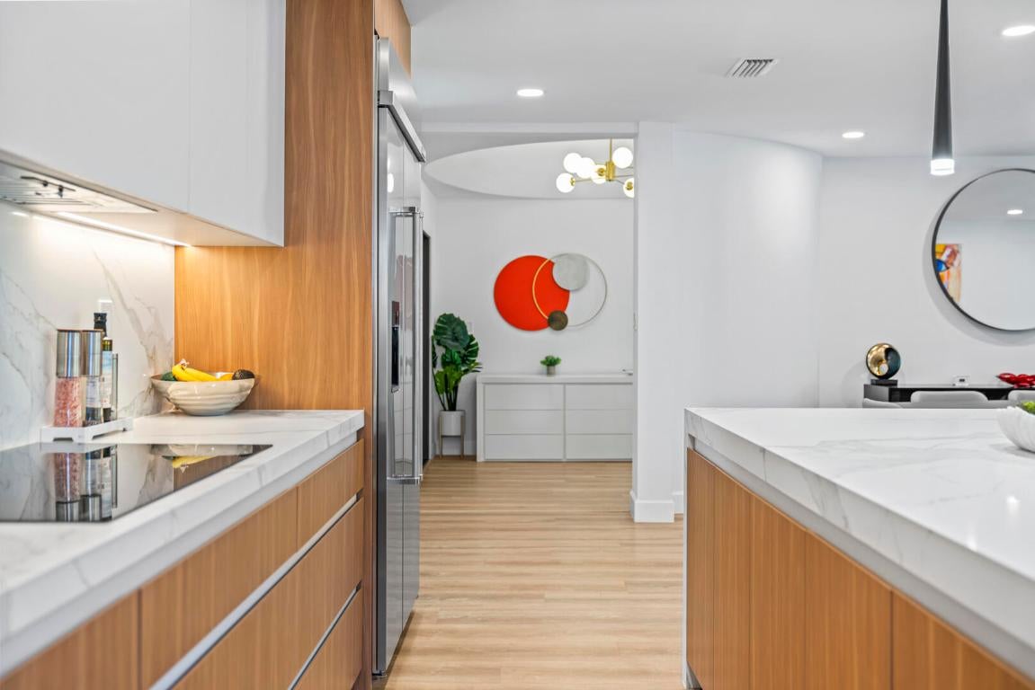 Miami, Florida, 33180, United States, 5 Bedrooms Bedrooms, ,4 BathroomsBathrooms,Residential,Active,2011434