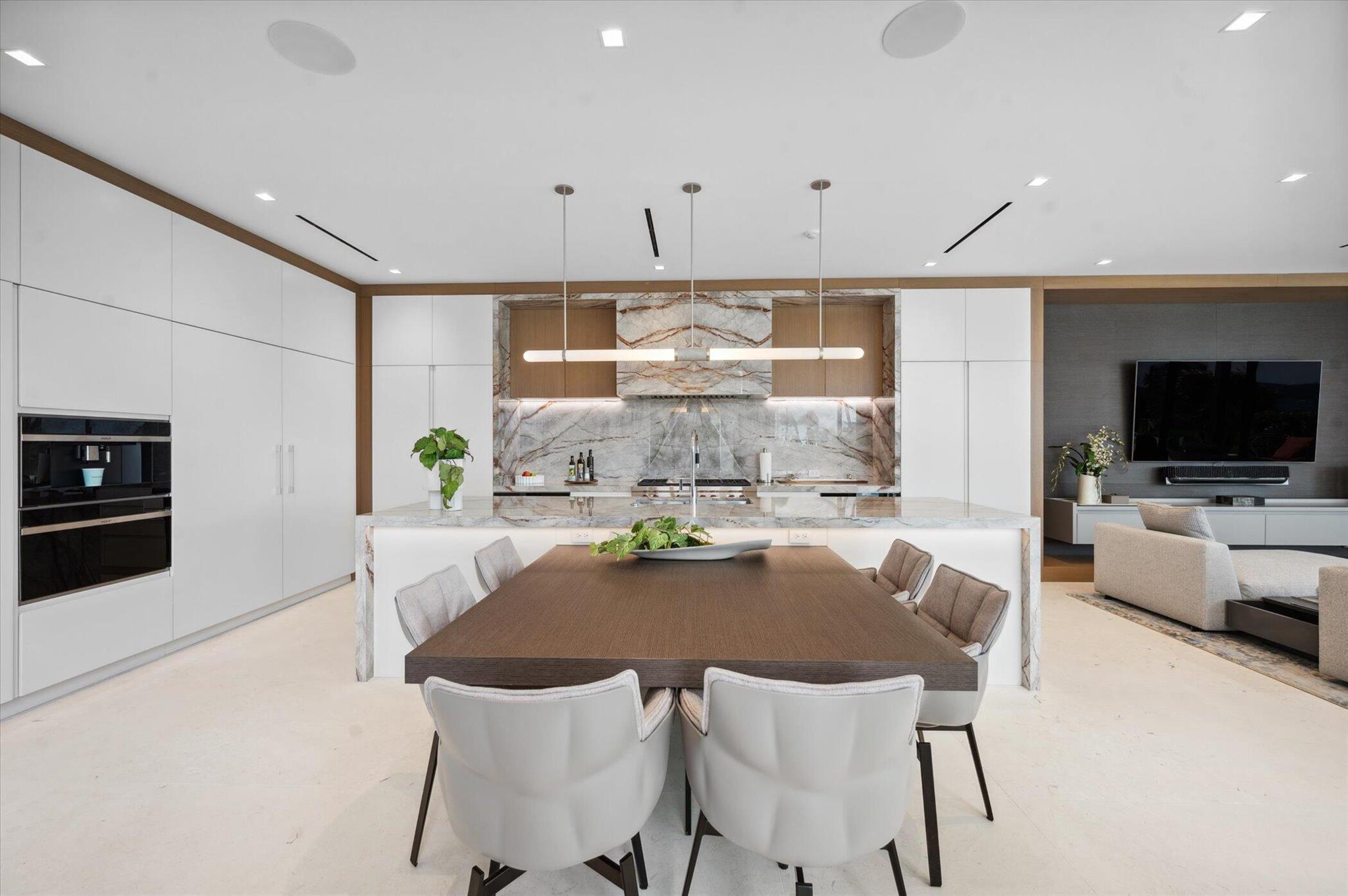 Hillsboro Beach, Florida, 33062, United States, 6 Bedrooms Bedrooms, ,8 BathroomsBathrooms,Residential,Active,2008711