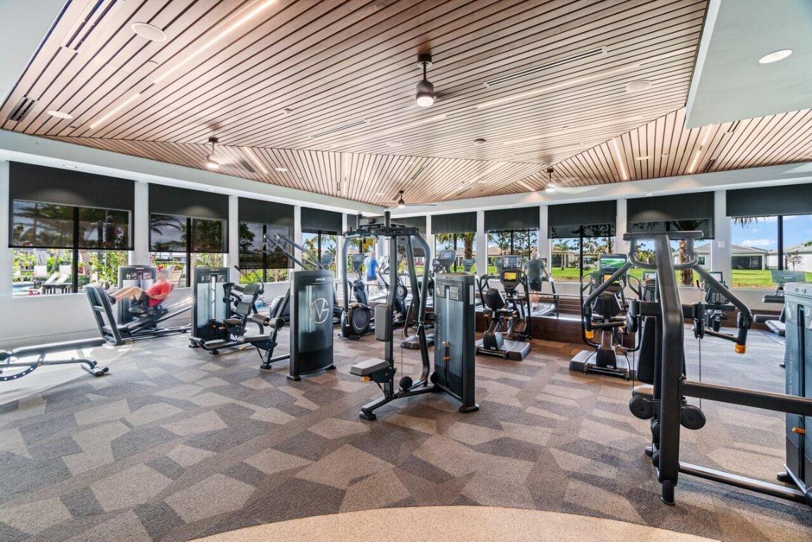 Boynton Beach, Florida, 33473, United States, 4 Bedrooms Bedrooms, ,4 BathroomsBathrooms,Residential,Pending,2008322