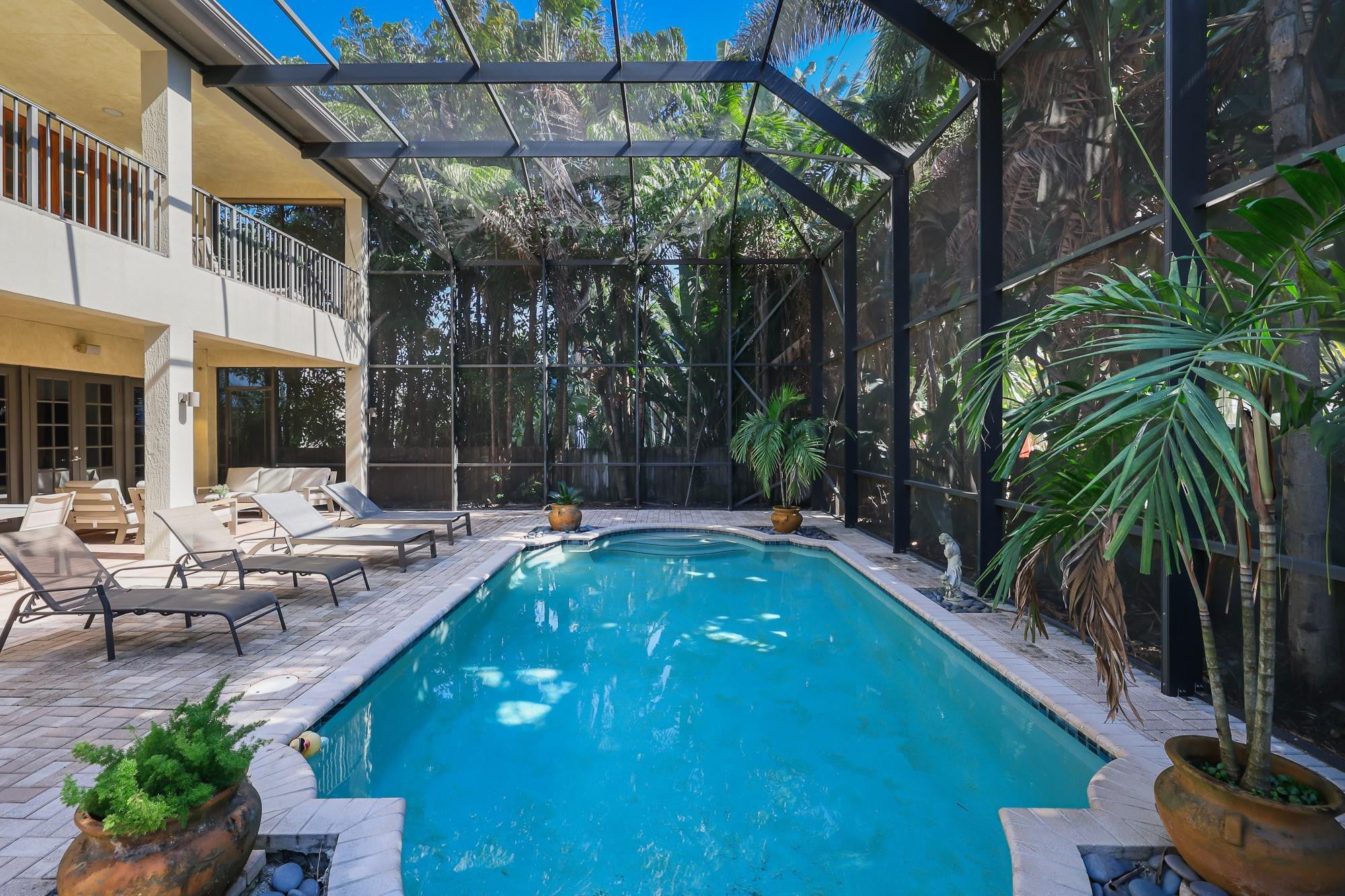 Wilton Manors, Florida, 33305, United States, 4 Bedrooms Bedrooms, ,4 BathroomsBathrooms,Residential,Active,2015475