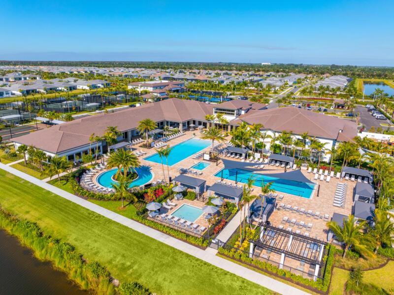 Boynton Beach, Florida, 33473, United States, 4 Bedrooms Bedrooms, ,4 BathroomsBathrooms,Residential,Active,1908145