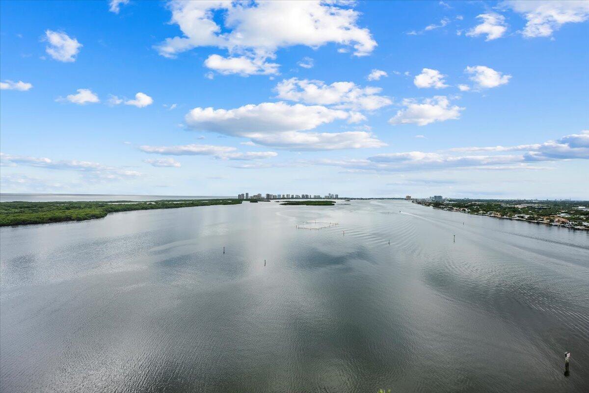 North Palm Beach, Florida, 33408, United States, 3 Bedrooms Bedrooms, ,3 BathroomsBathrooms,Residential,Active,1933736