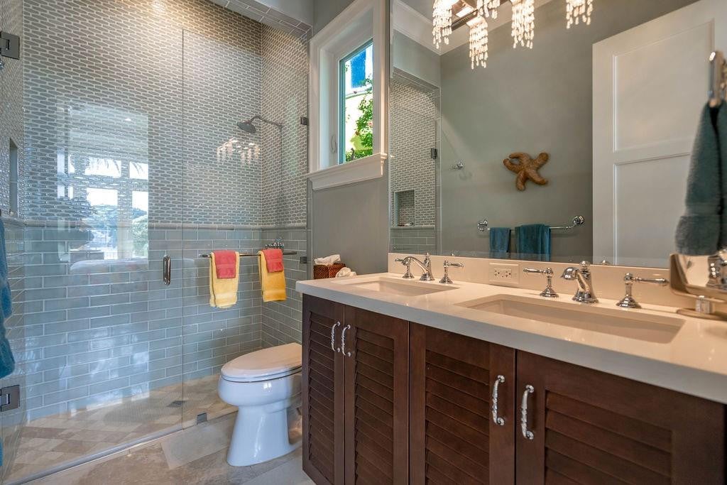 Lighthouse Point, Florida, 33064, United States, 5 Bedrooms Bedrooms, ,6 BathroomsBathrooms,Residential,Active,2007965