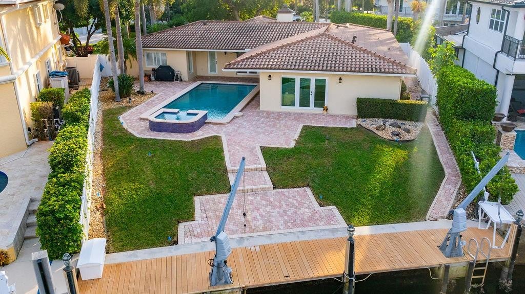 Lighthouse Point, Florida, 33064, United States, 3 Bedrooms Bedrooms, ,4 BathroomsBathrooms,Residential,Active,2011217