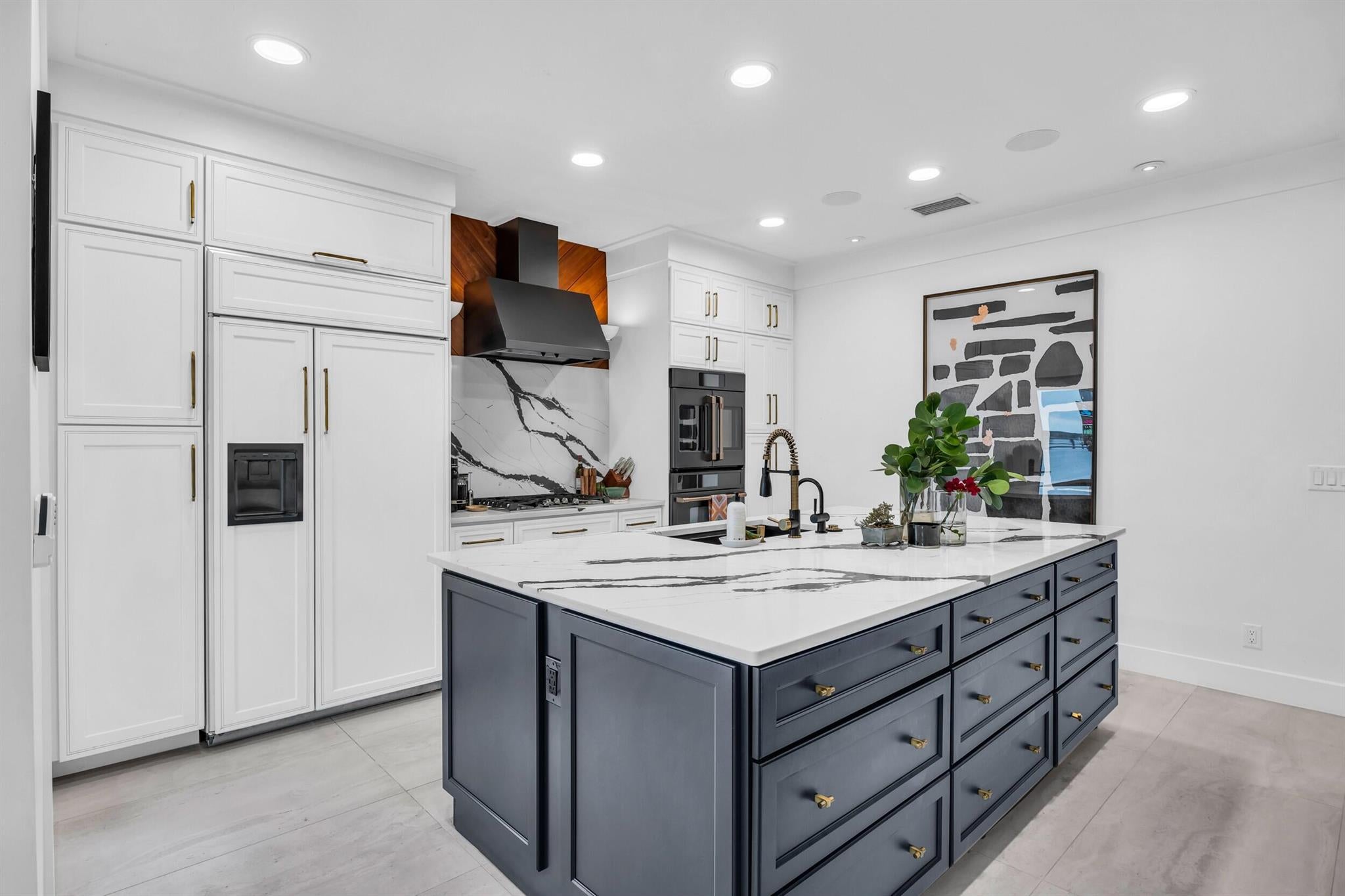 Stuart, Florida, 34994, United States, 4 Bedrooms Bedrooms, ,4 BathroomsBathrooms,Residential,Active,1782767