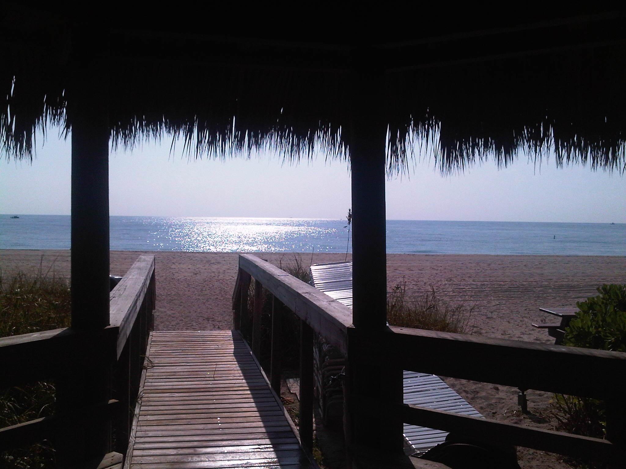 Lauderdale By The Sea, Florida, 33062, United States, 3 Bedrooms Bedrooms, ,3 BathroomsBathrooms,Residential,Active,2002612