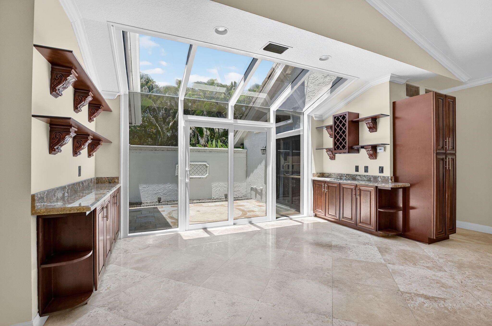 Boca Raton, Florida, 33487, United States, 5 Bedrooms Bedrooms, ,4 BathroomsBathrooms,Residential,Active,1892410