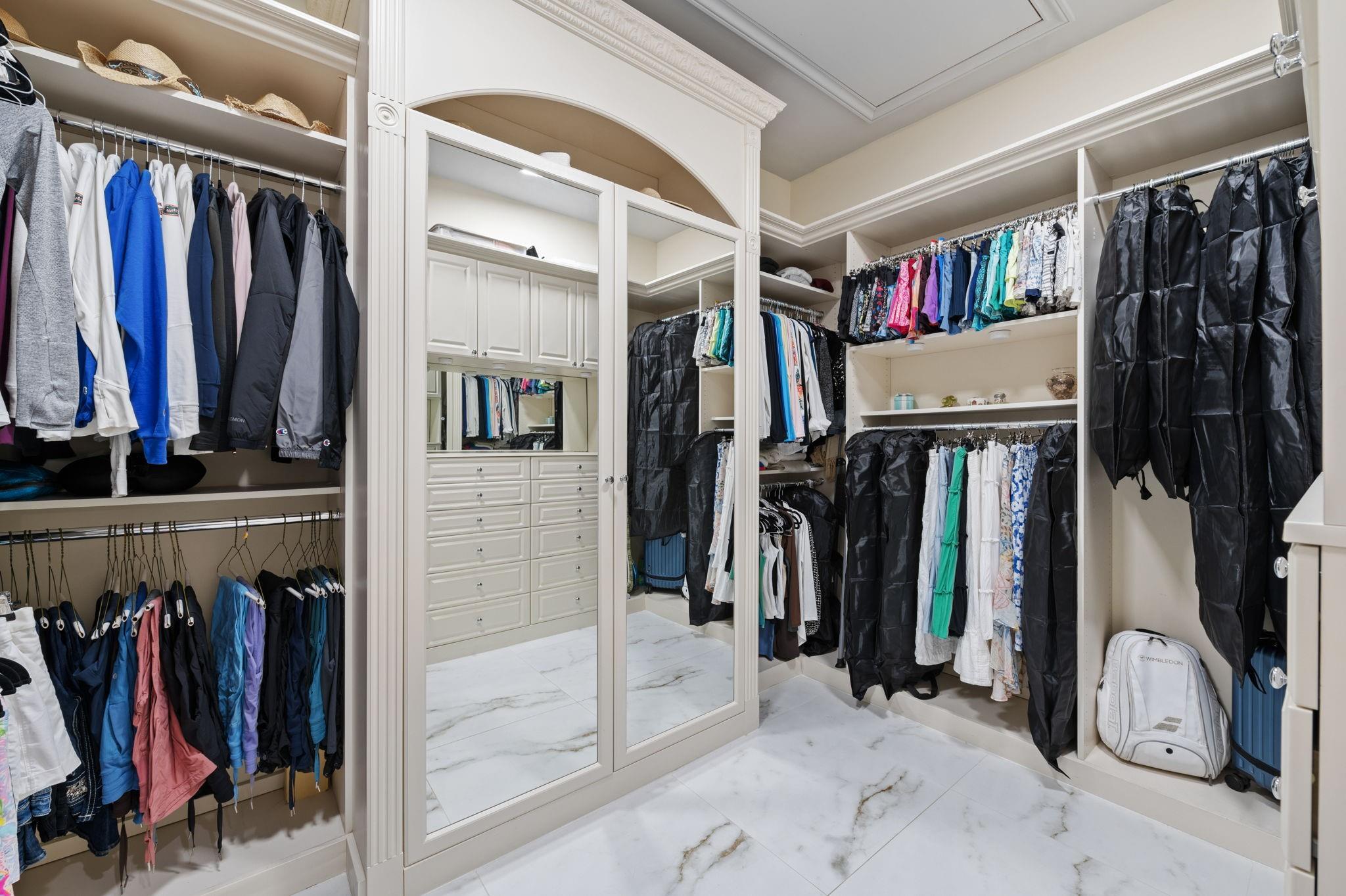 Fort Lauderdale, Florida, 33308, United States, 5 Bedrooms Bedrooms, ,8 BathroomsBathrooms,Residential,Active,1988436