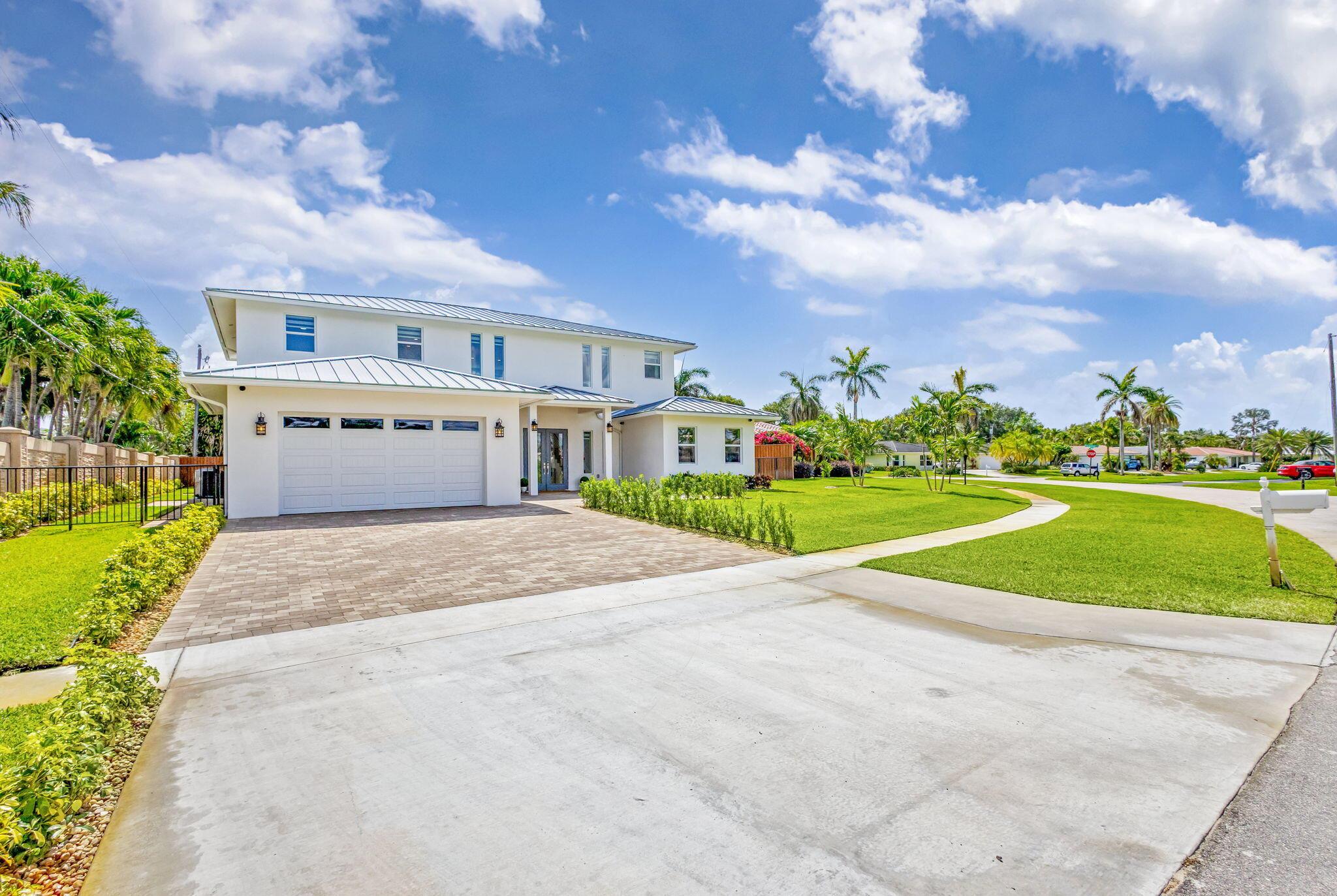 North Palm Beach, Florida, 33408, United States, 4 Bedrooms Bedrooms, ,5 BathroomsBathrooms,Residential,Active,1973305