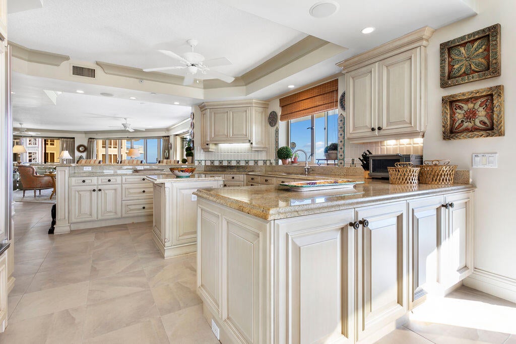 Singer Island, Florida, 33404, United States, 3 Bedrooms Bedrooms, ,5 BathroomsBathrooms,Residential,Active,2007946