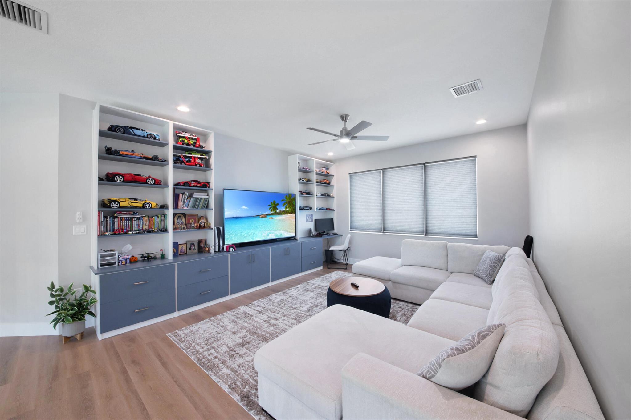 Boca Raton, Florida, 33434, United States, 5 Bedrooms Bedrooms, ,7 BathroomsBathrooms,Residential,Active,1963404