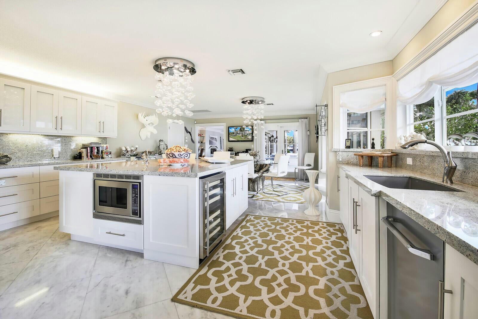 Pompano Beach, Florida, 33062, United States, ,6 BathroomsBathrooms,Residential,Active,1769399