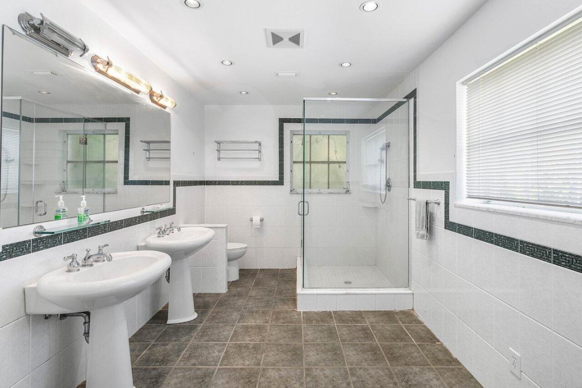 North Palm Beach, Florida, 33408, United States, 3 Bedrooms Bedrooms, ,3 BathroomsBathrooms,Residential,Active,2008299