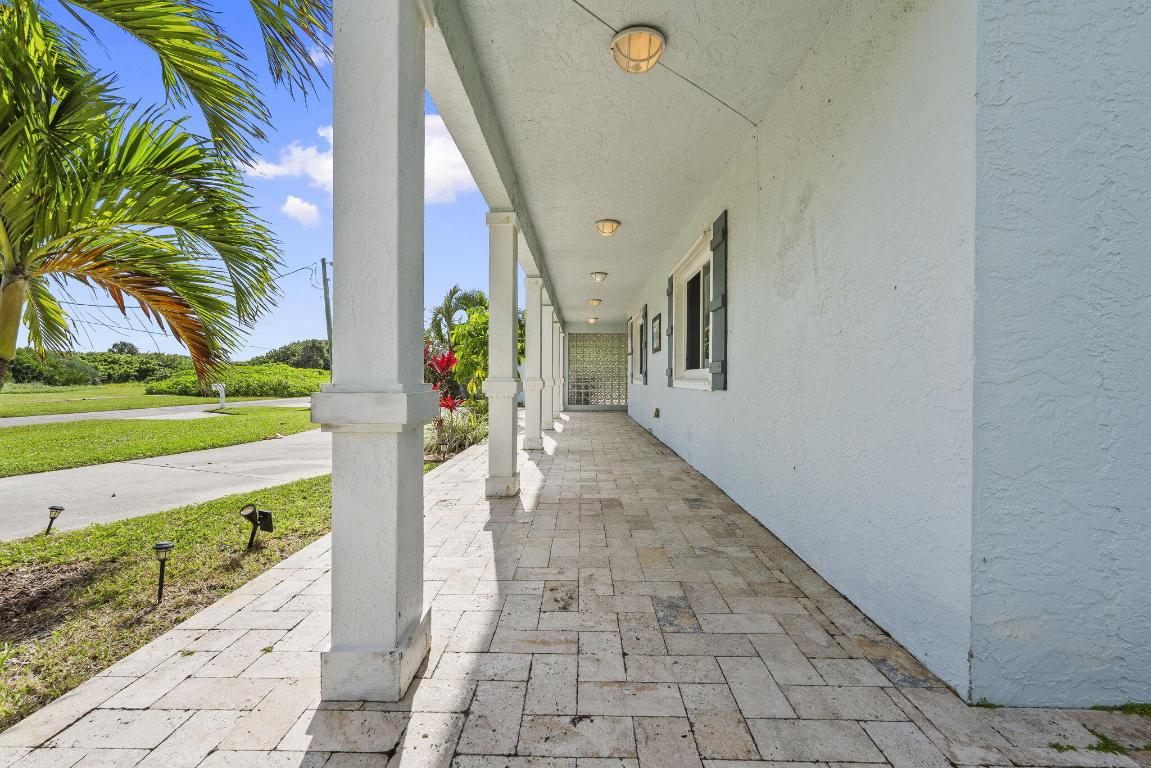Fort Pierce, Florida, 34949, United States, 5 Bedrooms Bedrooms, ,5 BathroomsBathrooms,Residential,Active,2007926