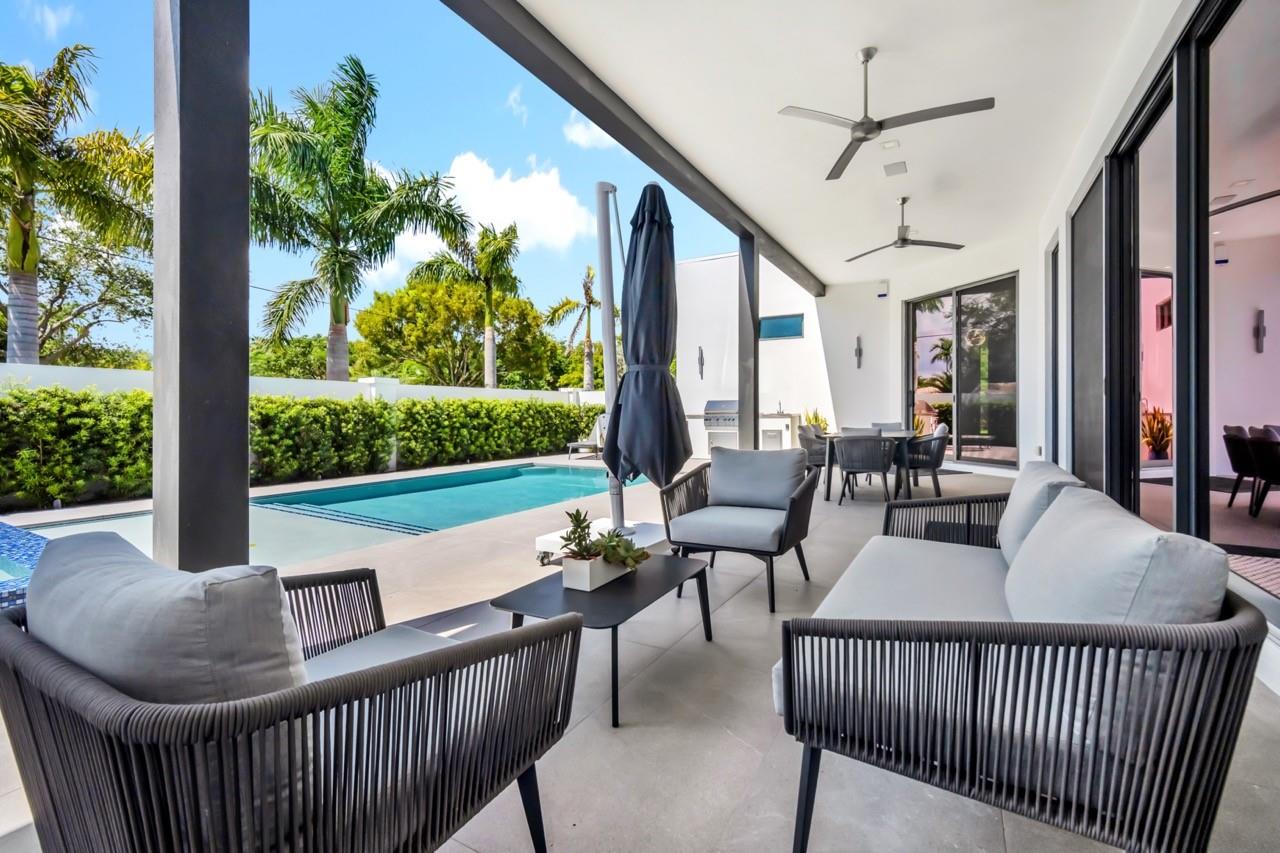 Wilton Manors, Florida, 33305, United States, 3 Bedrooms Bedrooms, ,4 BathroomsBathrooms,Residential,Active,1988456