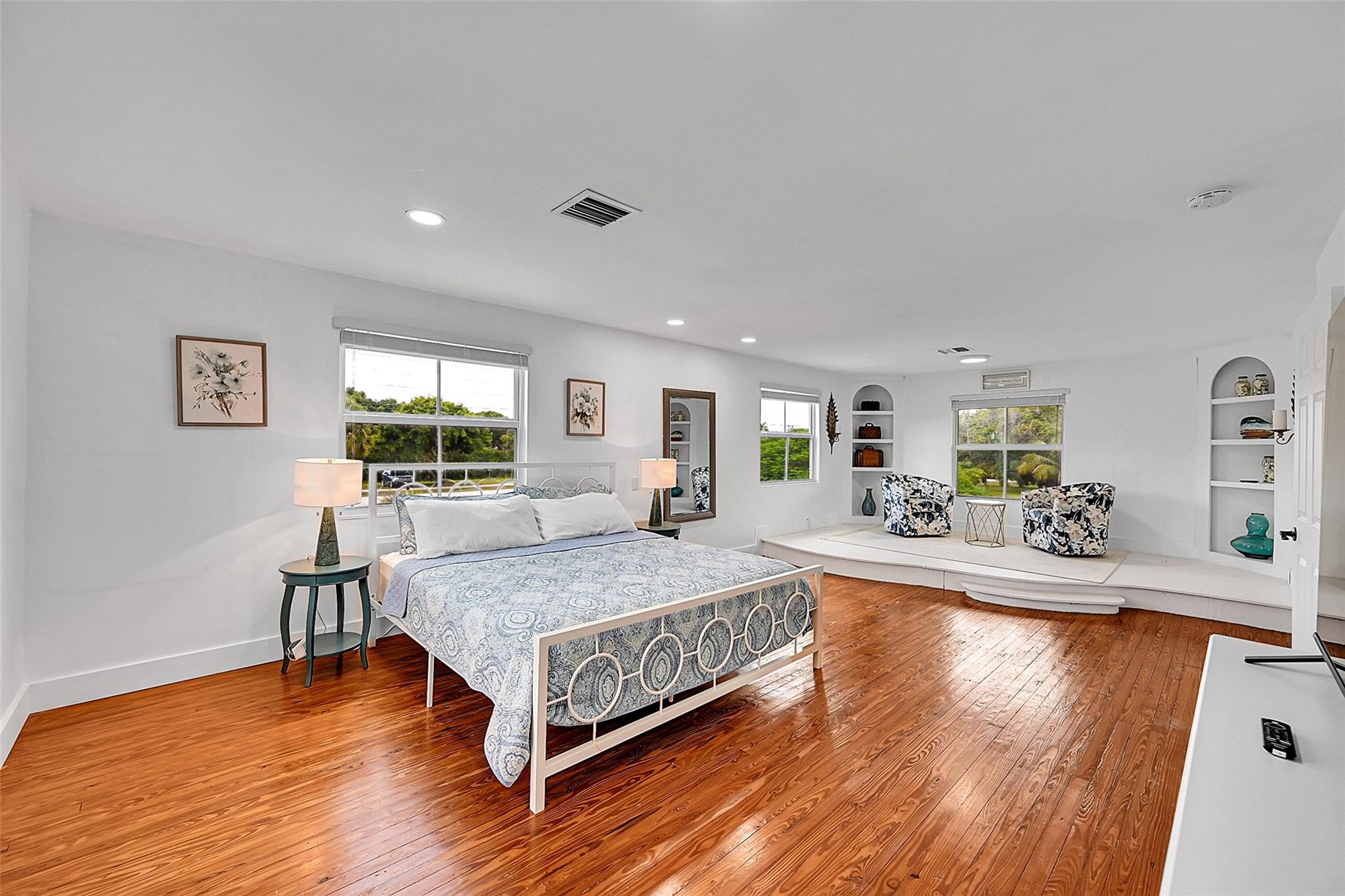 Plantation, Florida, 33323, United States, 4 Bedrooms Bedrooms, ,3 BathroomsBathrooms,Residential,Active,1922678