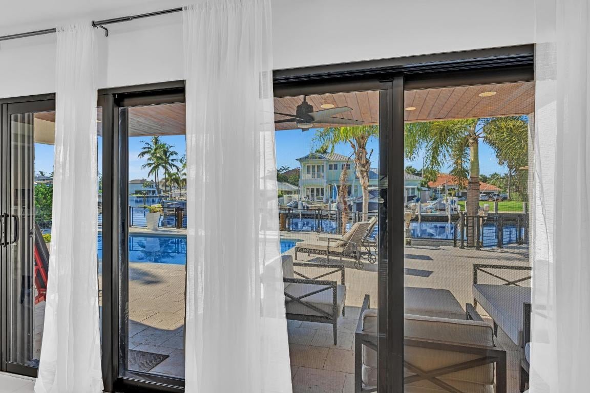 Lighthouse Point, Florida, 33064, United States, 4 Bedrooms Bedrooms, ,4 BathroomsBathrooms,Residential,Active,2008288