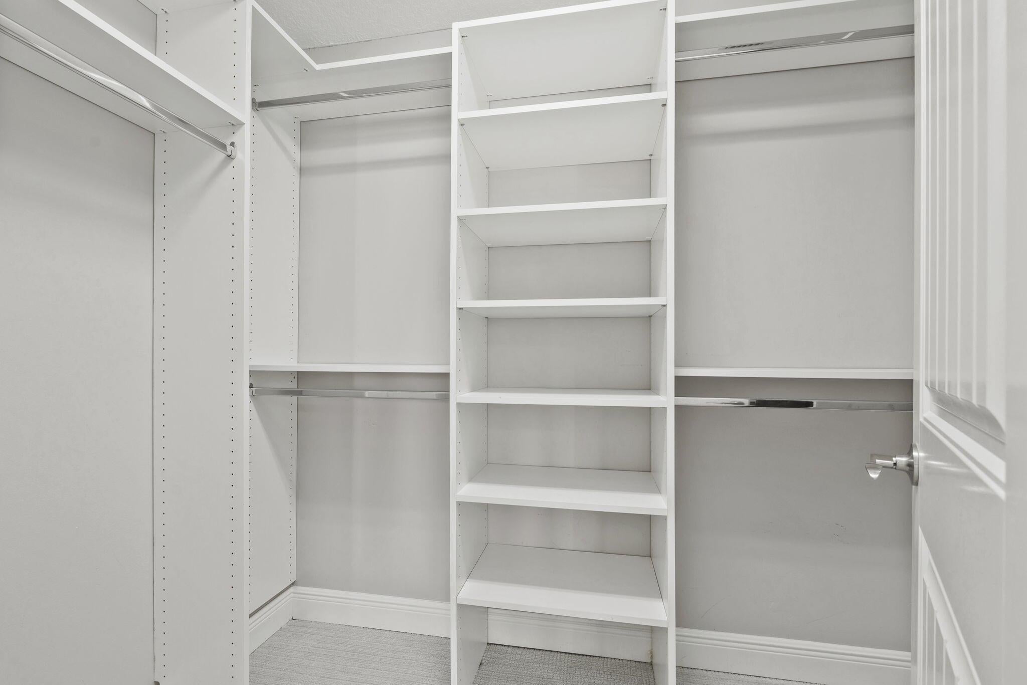 Fort Pierce, Florida, 34949, United States, 5 Bedrooms Bedrooms, ,5 BathroomsBathrooms,Residential,Active,1970997