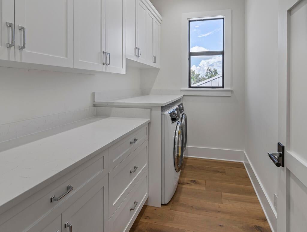 West Palm Beach, Florida, 33405, United States, 5 Bedrooms Bedrooms, ,5 BathroomsBathrooms,Residential,Active,1985853