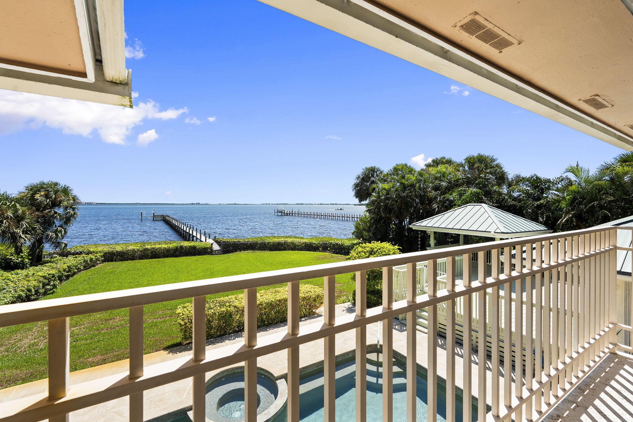 Sewalls Point, Florida, 34996, United States, 3 Bedrooms Bedrooms, ,4 BathroomsBathrooms,Residential,Active,1919064