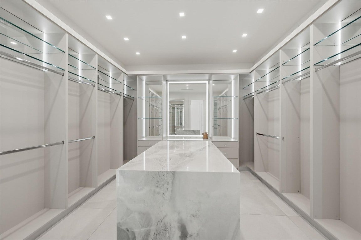 Fort Lauderdale, Florida, 33316, United States, 5 Bedrooms Bedrooms, ,5 BathroomsBathrooms,Residential,Active,2008271