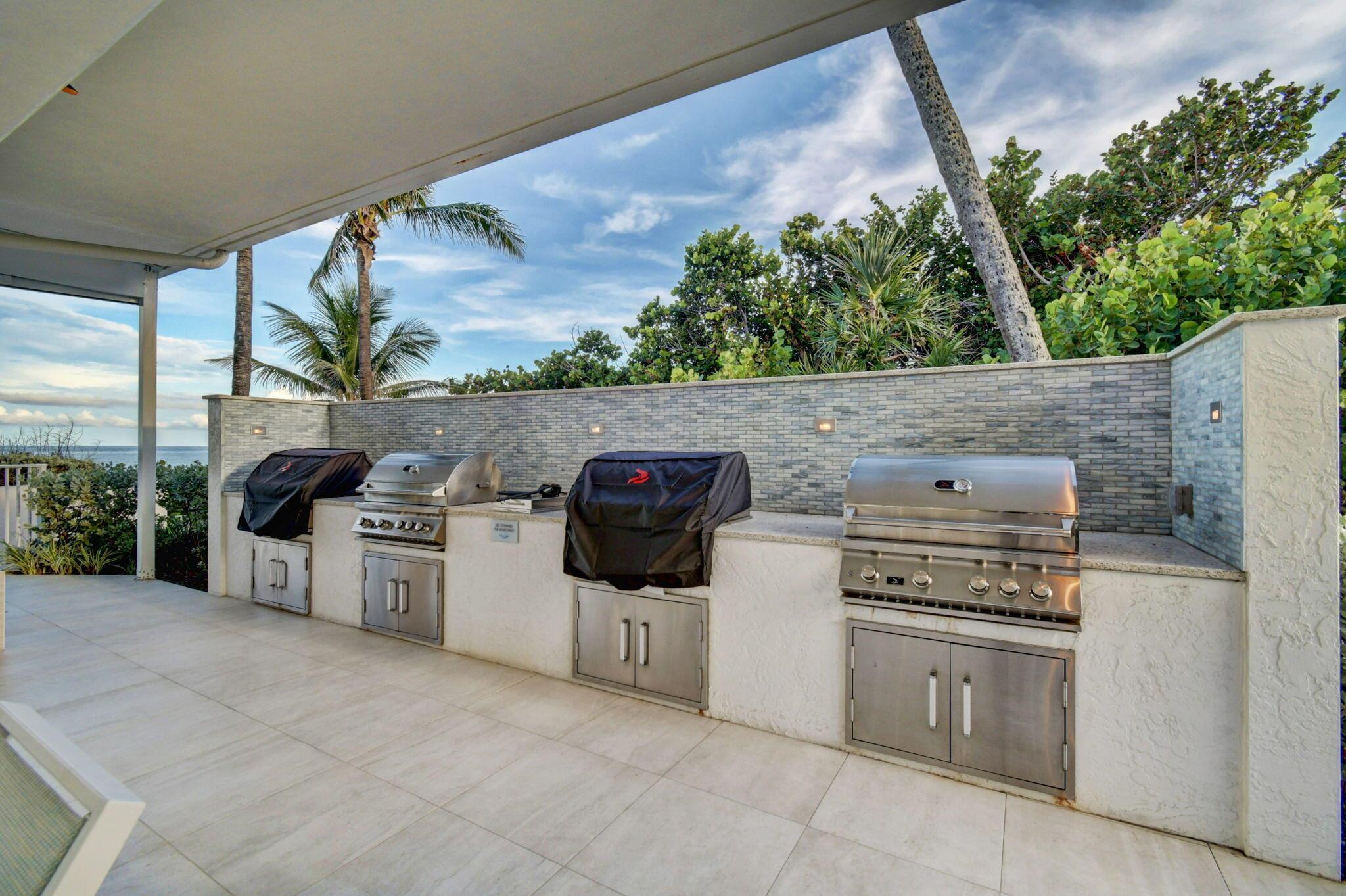 Highland Beach, Florida, 33487, United States, ,2 BathroomsBathrooms,Residential,Active,1762854