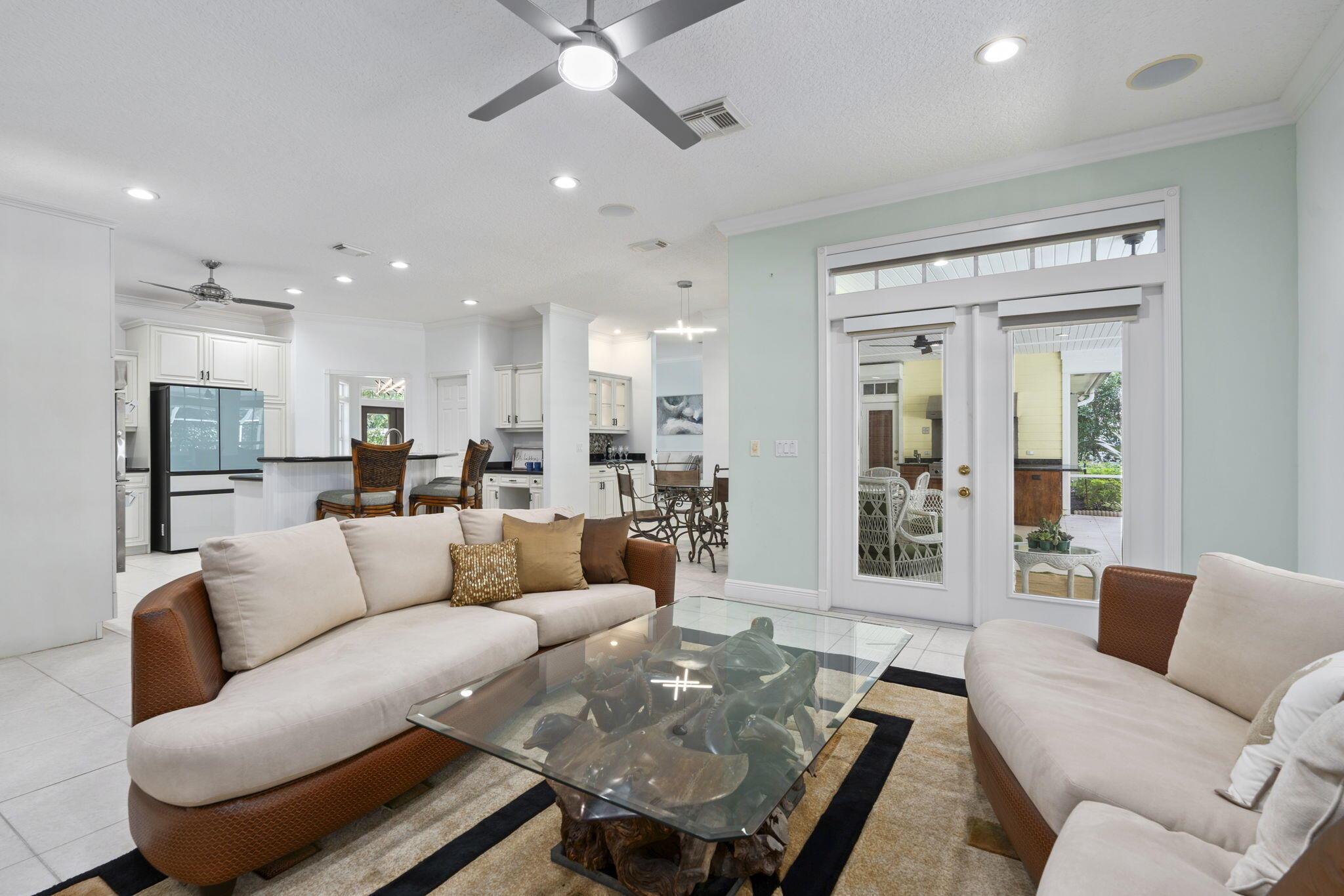 Sewalls Point, Florida, 34996, United States, 4 Bedrooms Bedrooms, ,3 BathroomsBathrooms,Residential,Active,1953273