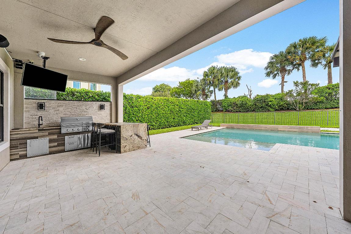 Parkland, Florida, 33076, United States, 4 Bedrooms Bedrooms, ,4 BathroomsBathrooms,Residential,Contingent,2007957