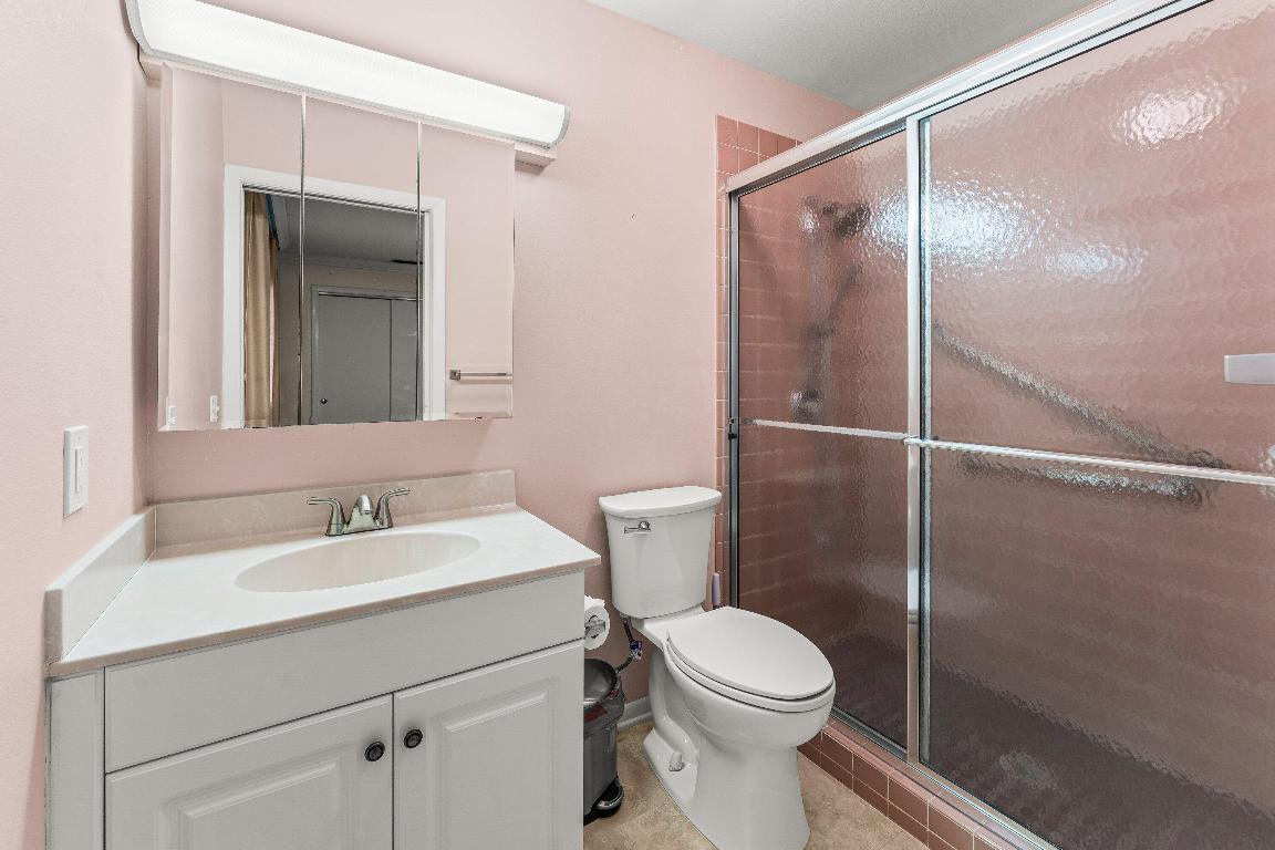 West Palm Beach, Florida, 33405, United States, 4 Bedrooms Bedrooms, ,5 BathroomsBathrooms,Residential,Active,2007629