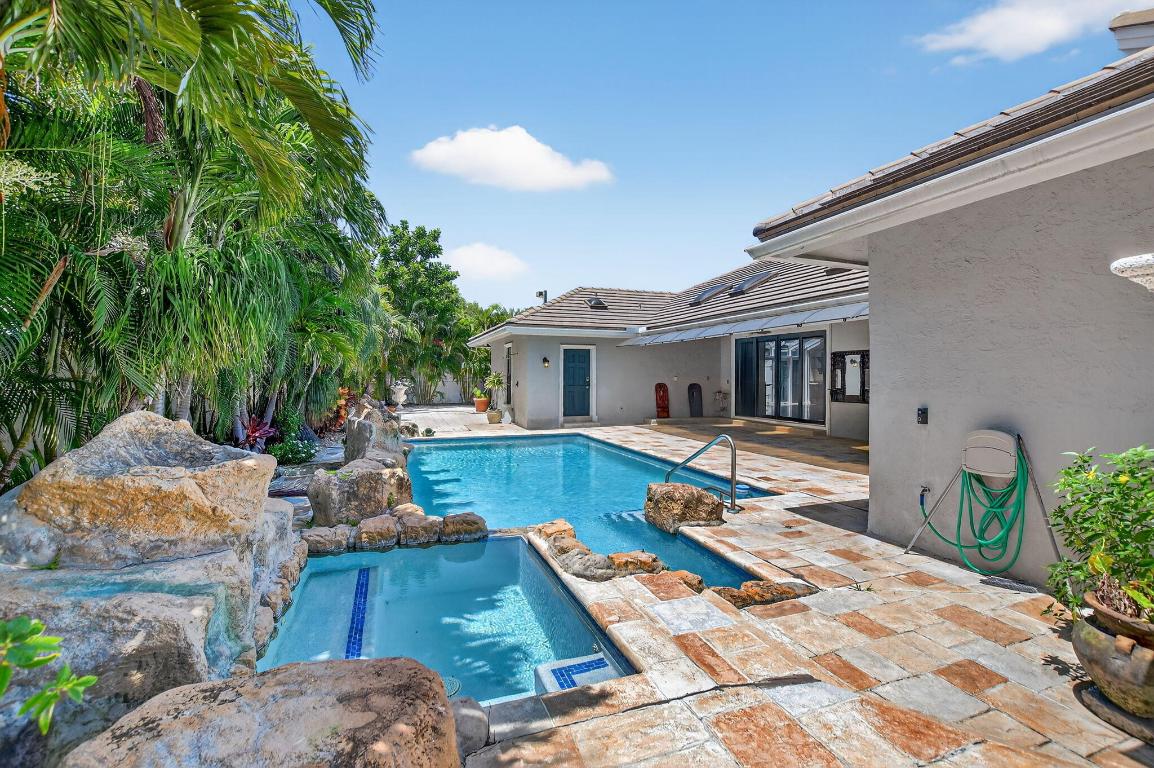 Boca Raton, Florida, 33487, United States, 5 Bedrooms Bedrooms, ,4 BathroomsBathrooms,Residential,Active,2008713