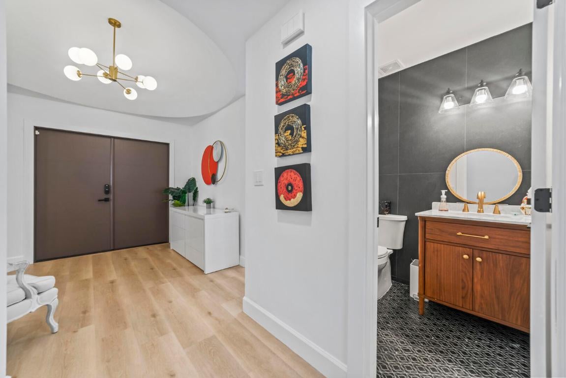 Miami, Florida, 33180, United States, 5 Bedrooms Bedrooms, ,4 BathroomsBathrooms,Residential,Active,2011434