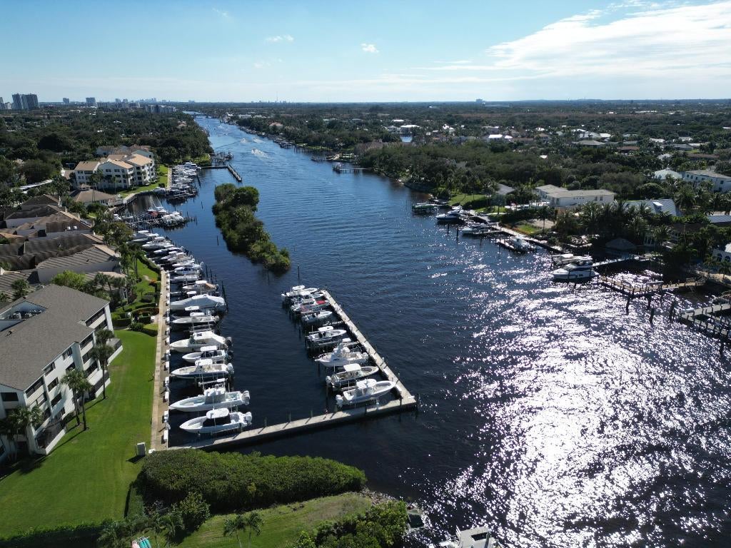 Juno Beach, Florida, 33408, United States, 3 Bedrooms Bedrooms, ,3 BathroomsBathrooms,Residential,Pending,2007984