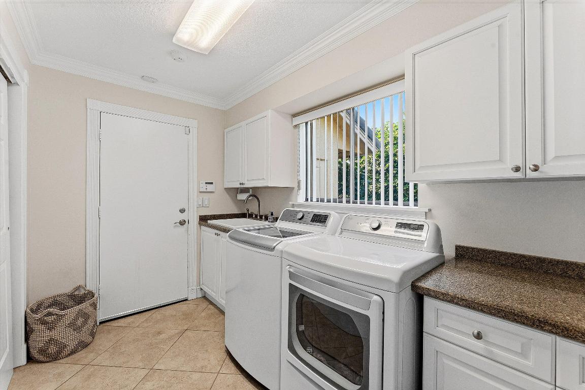 Palm Beach Gardens, Florida, 33418, United States, 4 Bedrooms Bedrooms, ,5 BathroomsBathrooms,Residential,Active,2007613